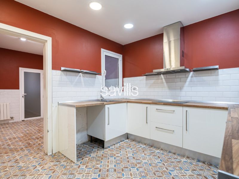 Foto a0209528-8eb2-4ed2-8bcf-437d327e40ae. Apartament amb aparcament a L´Antiga Esquerra de l´Eixample Barcelona