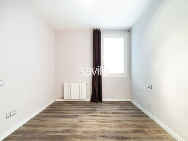 Foto a64f29b9-28c5-4b16-b4f4-ae28e4d1752e. Apartament amb aparcament a L´Antiga Esquerra de l´Eixample Barcelona