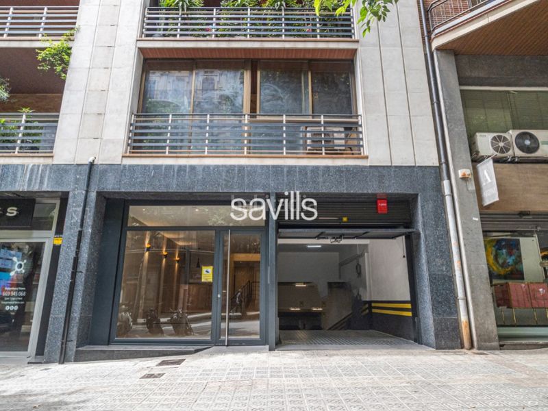 Foto c75d762d-76ec-470b-98f0-de06687a8b78. Apartament amb aparcament a L´Antiga Esquerra de l´Eixample Barcelona