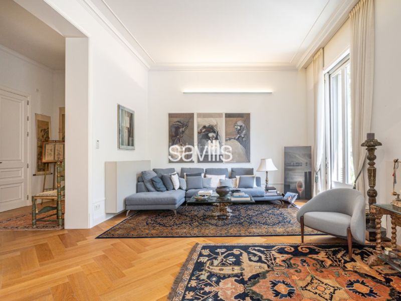 Foto a063fe49-a12b-459b-8aa7-0b52eed34c26. Apartament amb piscina a Dreta de l´Eixample Barcelona