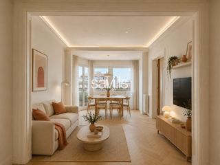 Piccolo appartamento in L´Antiga Esquerra de l´Eixample. Piso a reformar alto y luminoso al lado del hospital clínic