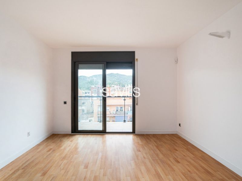 Foto f8ba67f2-acd2-4b22-9047-377eb70cb1bd. Apartament a Can Sant Joan Montcada i Reixac