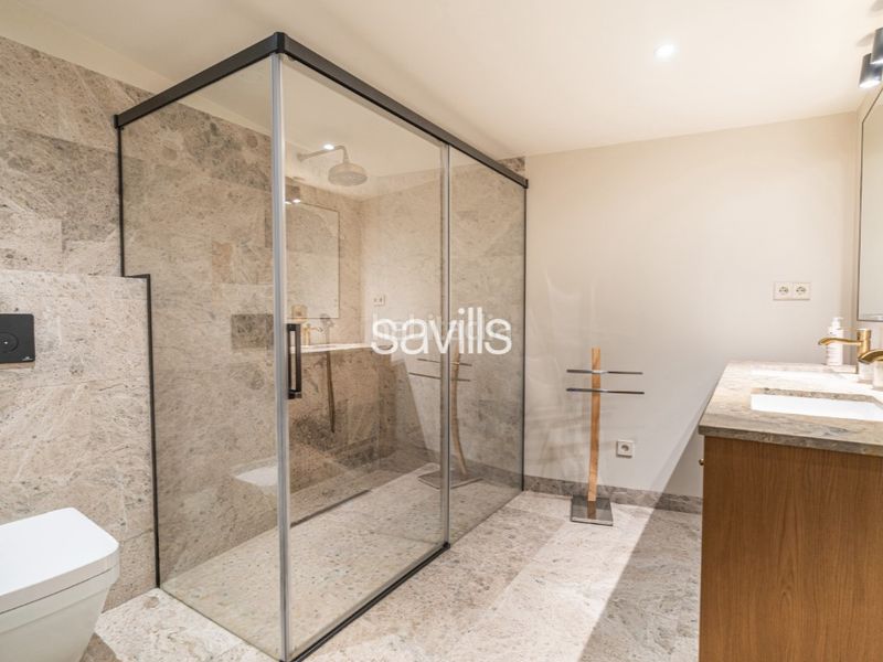 Foto 8ffeb109-62ad-4837-9547-606ef7ac70a3. Casa amb aparcament piscina a Montmar Castelldefels