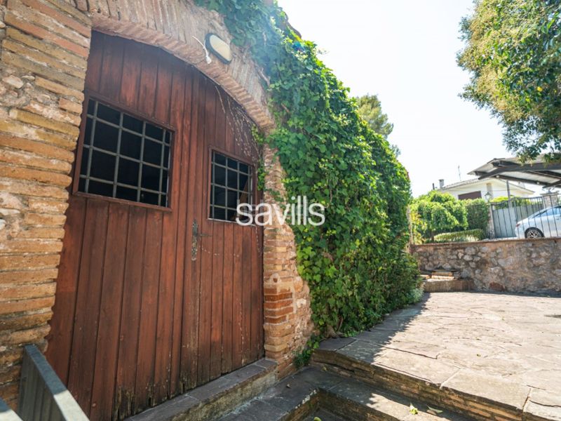 Foto a02200e2-25a9-4c2f-b3ff-f4a95f8e6174. Casa amb aparcament piscina a Montmar Castelldefels