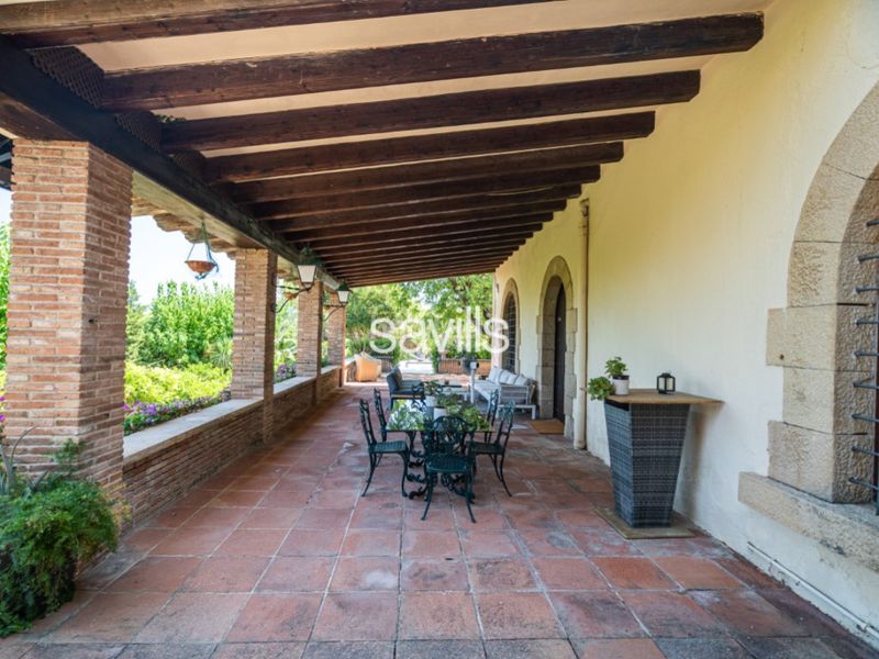 Foto a5826f31-b7df-485b-b90f-c8799c2df05a. Casa amb aparcament piscina a Montmar Castelldefels