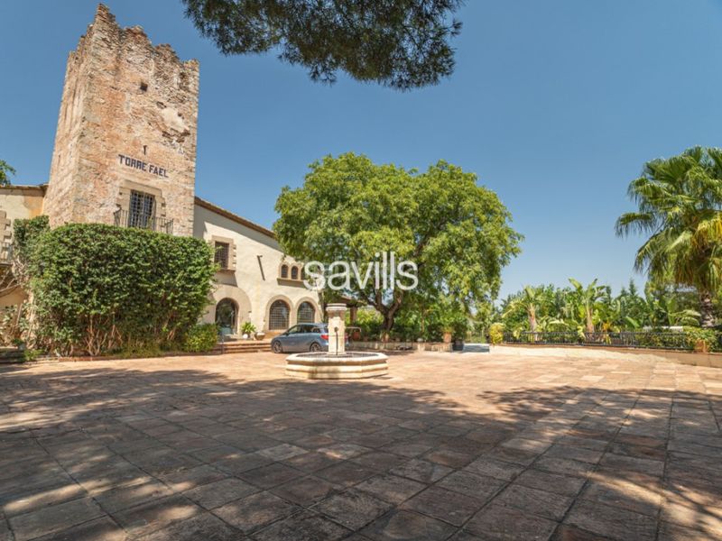 Foto c50d85e8-4bd8-48f1-9c95-15d02cc2c3be. Casa amb aparcament piscina a Montmar Castelldefels