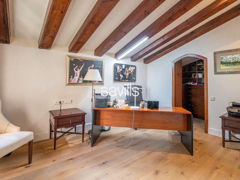 Foto ca2b012d-18fa-45ef-88ab-ed388902f55f. Casa amb aparcament piscina a Montmar Castelldefels