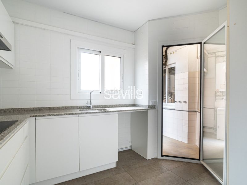 Foto 45fc3612-d866-4783-8cd3-53a32c489b06. Apartament amb aparcament a Sarrià Barcelona