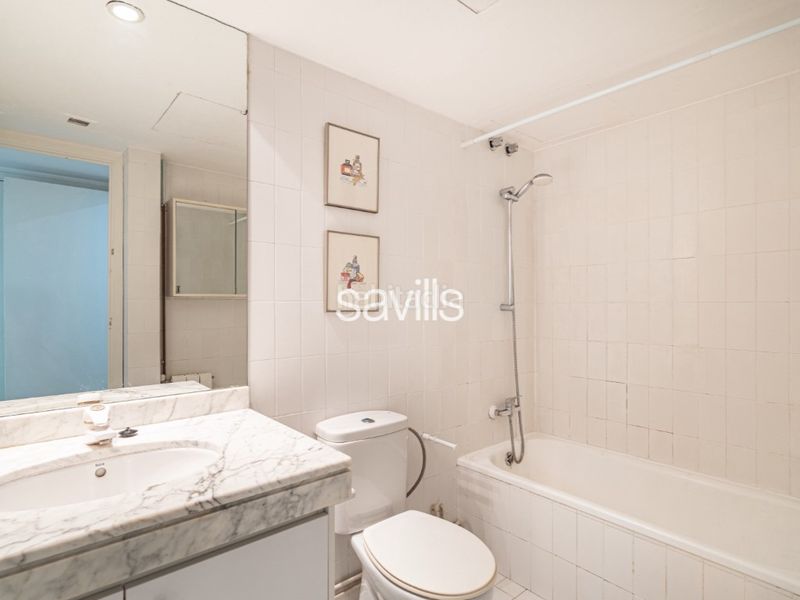 Foto 512a1de8-81e3-44b4-8700-e9abb84100ee. Apartament amb aparcament a Sarrià Barcelona