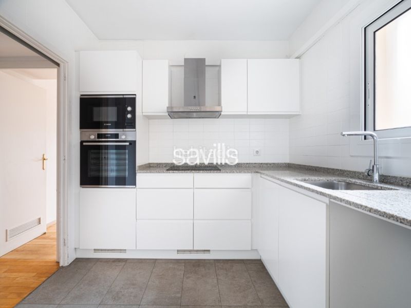 Foto d03e1367-c317-4f62-b360-8e8801725b3d. Apartament amb aparcament a Sarrià Barcelona