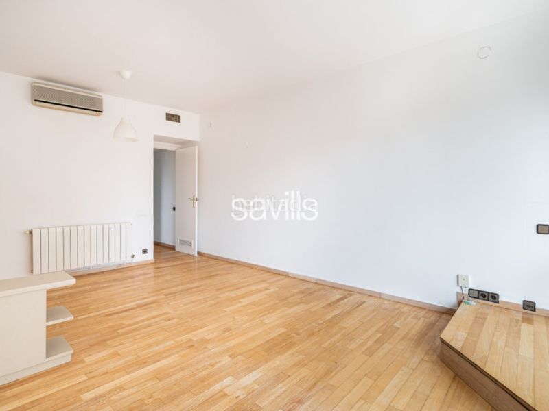 Foto e55a6181-023f-44c7-9218-c28e0534be82. Apartament amb aparcament a Sarrià Barcelona