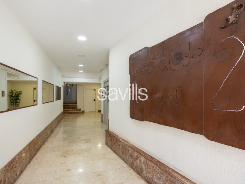 Foto f624f0b6-e353-41e7-b485-54910e9c19ab. Apartament a Gòtic Barcelona