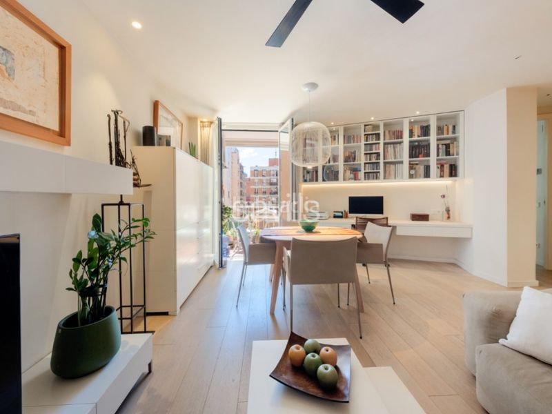 Foto 018de3b5-94d5-4cc2-8f47-5e06e8c94caa. Apartament a La Salut Barcelona