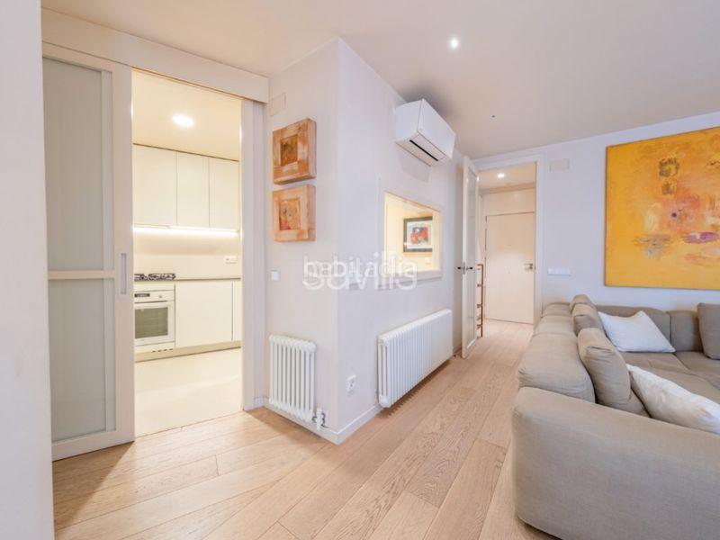 Foto ab8ad3bc-f3ca-4080-ad6b-d7e029f36cef. Apartament a La Salut Barcelona