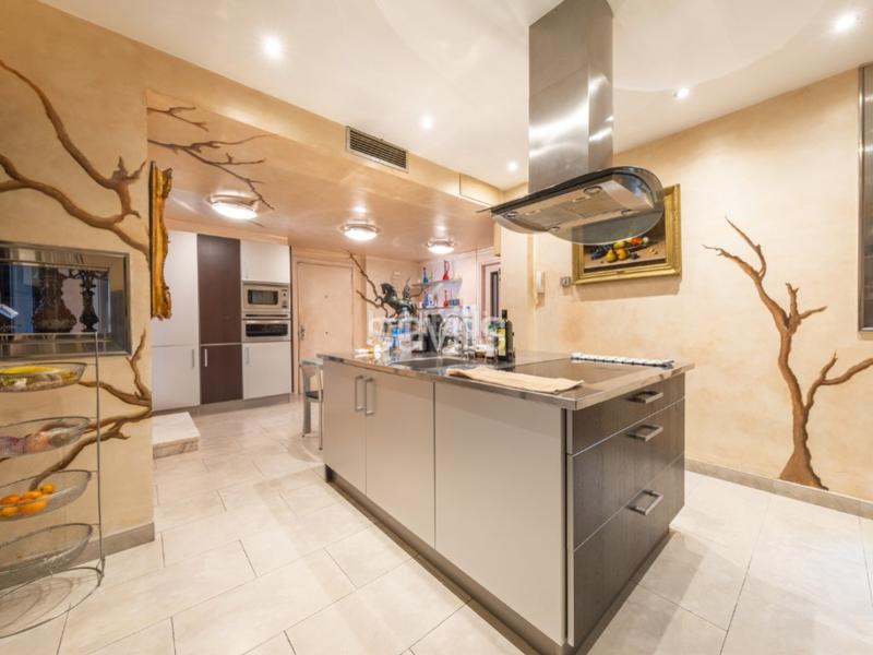 Foto 58422e8b-ce10-4c8b-a16b-7094f1ed1273. Appartement mit parking in Sant Gervasi - Galvany Barcelona