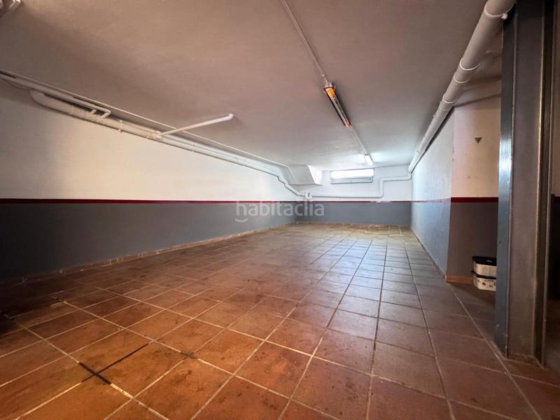 Foto a78862fc-2853-4718-9a9c-71afac06b2fc. Alquiler local comercial parking en calle pirineu, 9 en Granollers