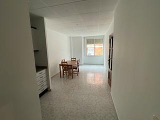Location Appartement  Carrer de calderón. Centro