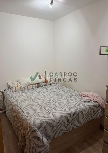 Foto 951b6f0a-f2b9-482e-b536-b91237296a1d. Pis amb calefacció a Hostal Granollers