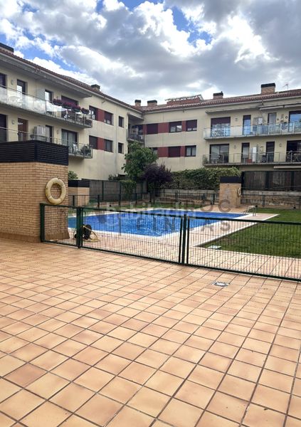 Foto c48bd73a-8a87-4dcb-a22e-22ff3efad8a5. Pis amb aparcament piscina a Cardedeu