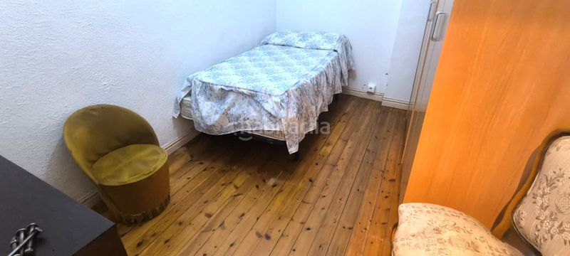 Foto 62f70e34-ea0e-4513-861d-c47335d73fe9. Pis a Cenicero