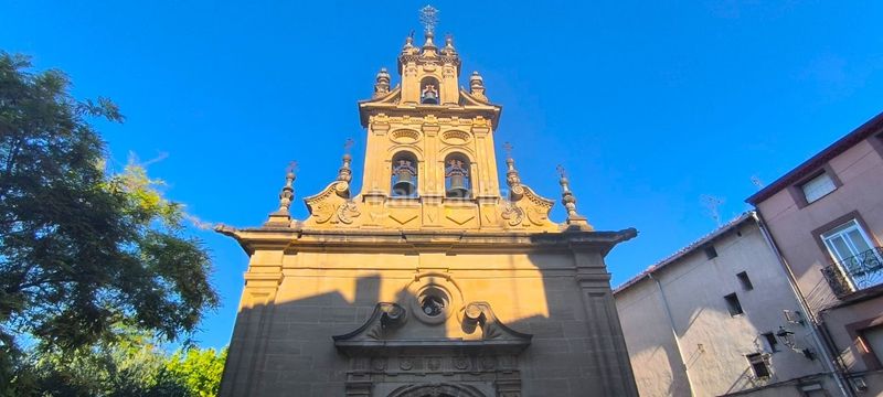 Foto df738405-e122-4a93-82f7-d1d9b4c59a64. Pis a Cenicero