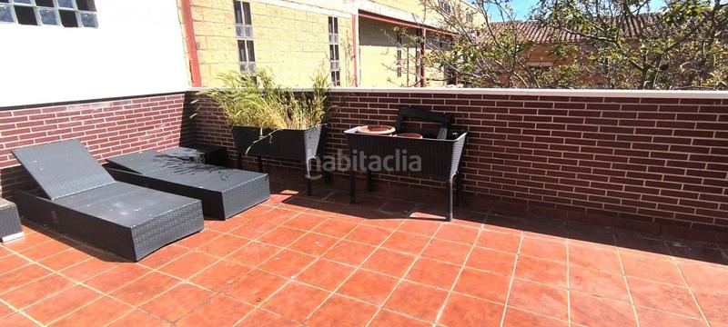 Foto 4cda9928-a44f-40fd-94f7-8ea7d4c0b8e3. Casa adosada en Entrena