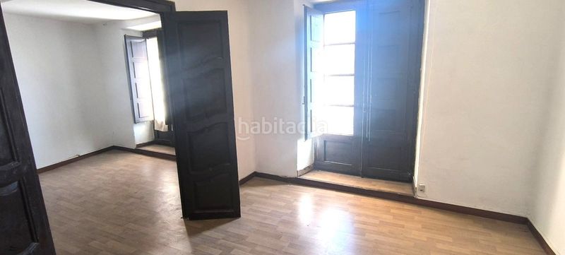 Foto 2eb73bc0-29f6-49e0-b06c-3d8da8b35263. Pis a Elciego