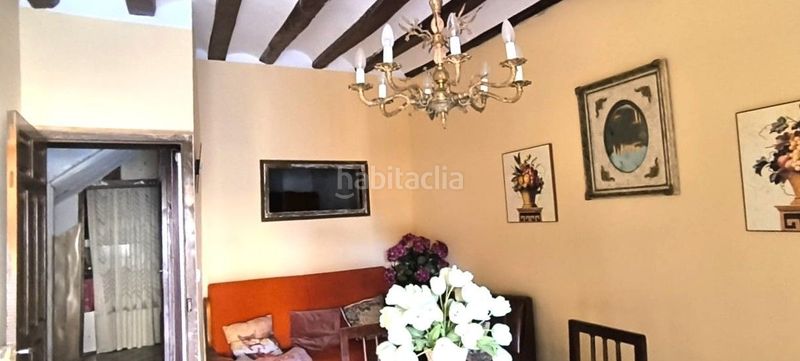 Foto fc1fb58c-1246-43e2-b3c1-f4ba76e4e362. Casa amb calefacció a Elciego