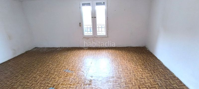 Foto 38646ba7-4d47-4955-bd7a-c93e1c24e2a7. Haus mit parking in Ausejo