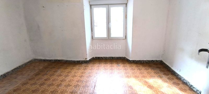 Foto 7b785a52-cd11-4497-83e4-efc1b6b3b93f. Haus mit parking in Ausejo