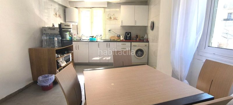 Foto a6a149f5-aa02-4865-815f-af3dc6119960. Haus mit parking in Ausejo