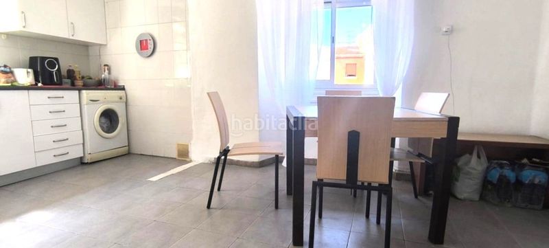 Foto c7c06749-9a24-4807-8a80-f42cdaf1d0e9. Haus mit parking in Ausejo