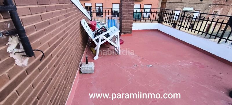 Foto d440a4a2-fea6-4a1a-b260-c3f212999961. Haus mit parking in Ausejo