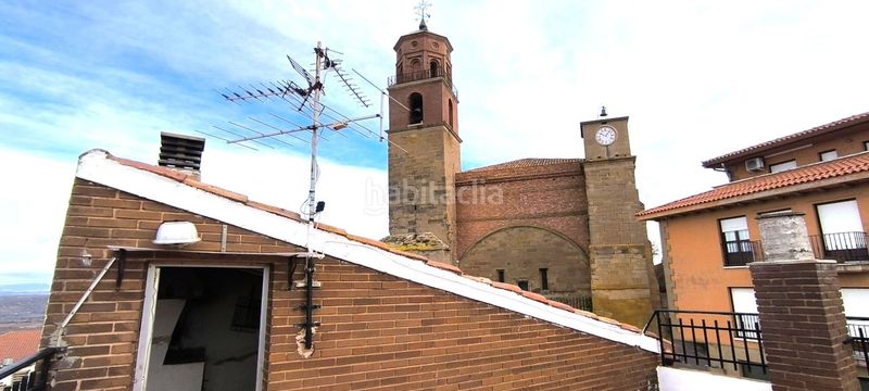 Foto e078d9cd-c074-4f7a-814b-5f77402f9f99. Haus mit parking in Ausejo