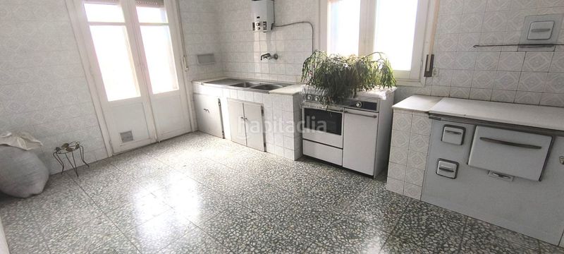 Foto a959f3c0-1fb9-4936-9194-75d7e8a1124f. Casa amb calefacció aparcament a Alberite