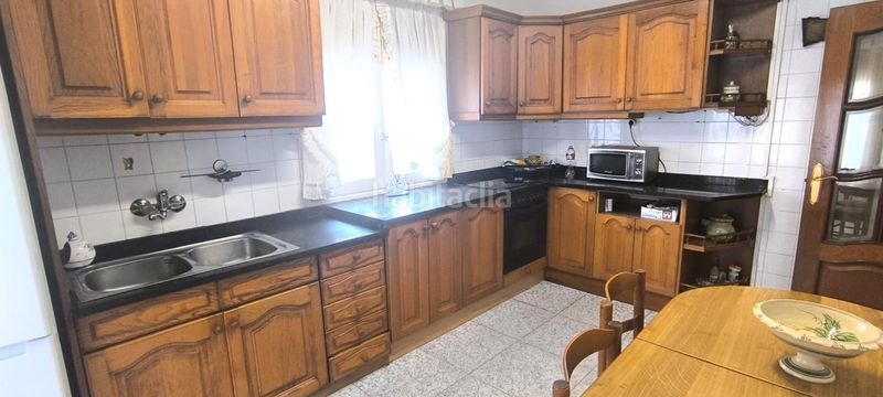 Foto c9fa31ac-0c00-447a-ad96-0d5adac01732. Casa amb calefacció aparcament a Alberite