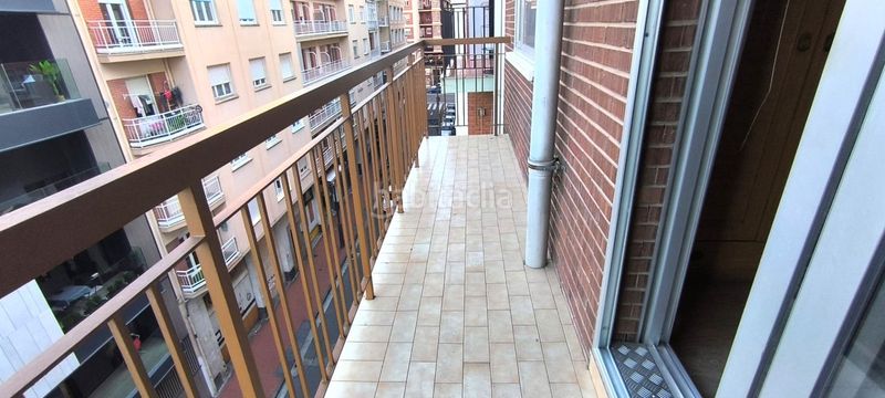 Foto 6ef6ee03-4098-41d6-88c0-a0ccf5c777c6. Appartamento con riscaldamento in Oeste Logroño