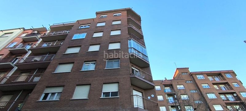 Foto 82cbb1bc-8d17-422c-be8a-bfe54799ca24. Appartamento con riscaldamento in Oeste Logroño