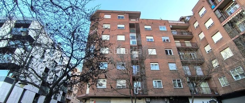 Foto bff8bea4-f12a-4e18-be74-99c3346d5468. Appartamento con riscaldamento in Oeste Logroño