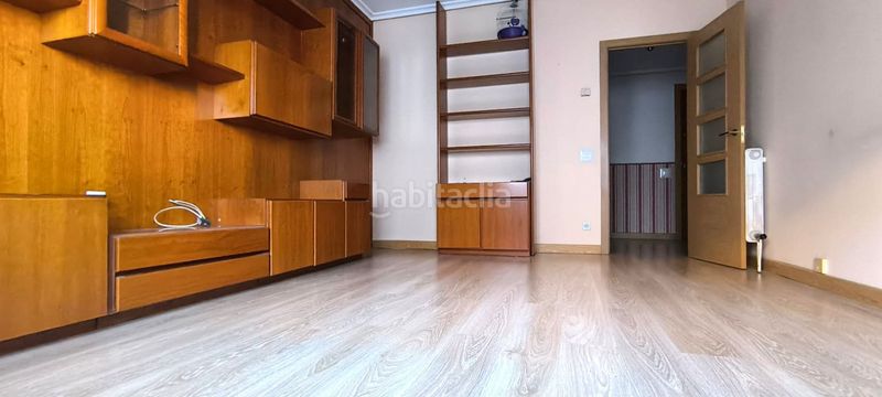 Foto eb9a18e2-c99a-451c-a0a8-104f91de22d8. Appartamento con riscaldamento in Oeste Logroño