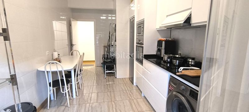 Foto 60195d50-6957-4c1a-b840-784f0ed57815. Flat with heating parking in Juzgados Logroño