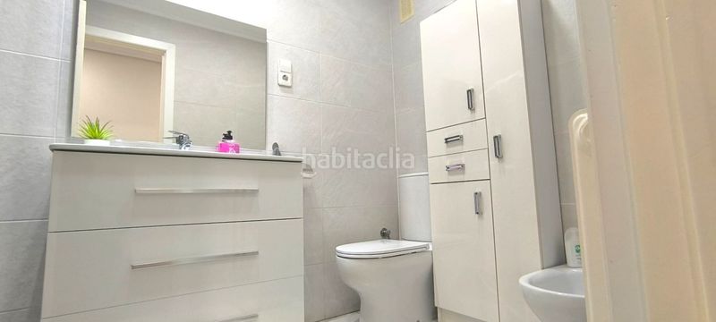 Foto f4f1e360-b705-4778-b3e9-4d00147c398b. Flat with heating parking in Juzgados Logroño