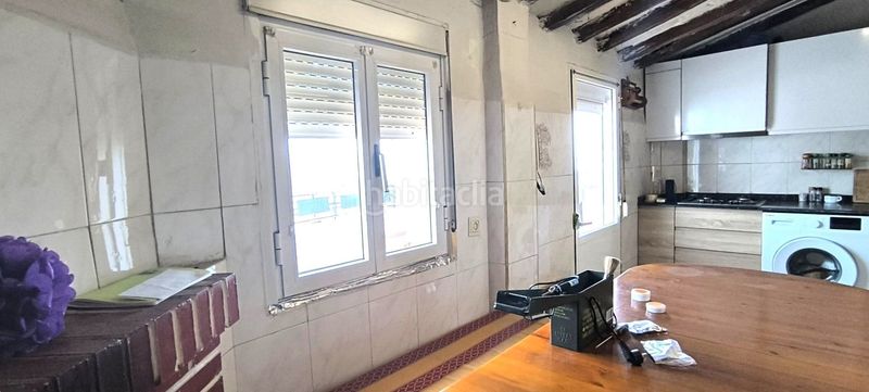 Foto 11eb13e0-1fbf-4610-887b-fe5cb907a132. Casa amb calefacció a Albelda de Iregua