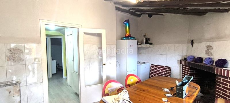 Foto a824bc27-1367-4245-b508-669e25c84c9a. Casa amb calefacció a Albelda de Iregua