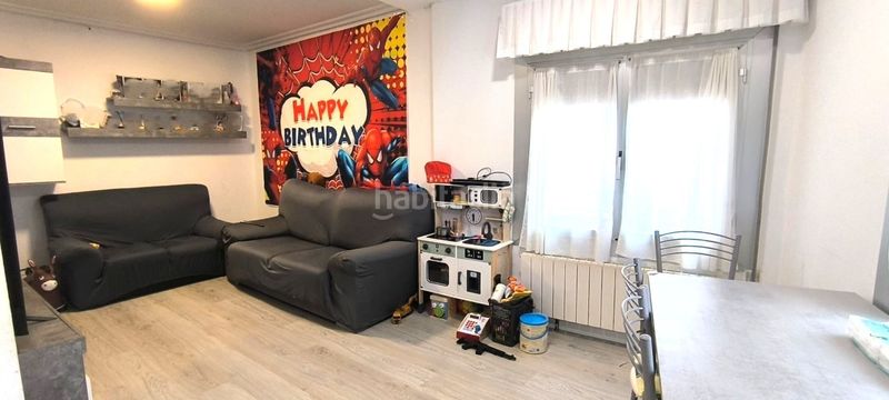 Foto daefbedb-0c3e-454d-be12-76098a376213. Casa amb calefacció a Albelda de Iregua