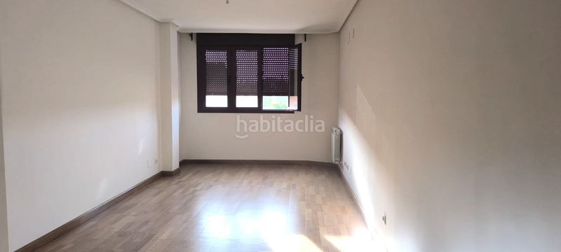 Foto c17e7cbc-67d9-492c-b320-7c581ce63de4. Appartement avec chauffage dans Alberite
