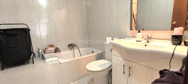 Foto 0a03740a-de83-457a-8c7d-ae34f5197a17. Piso en San Adrián Logroño
