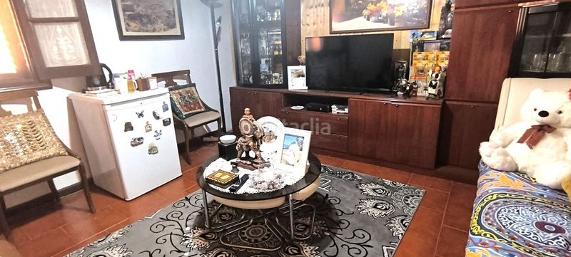 Foto 5cad522d-473f-4498-8fd3-e6ff20cbc6f0. Casa en Albelda de Iregua