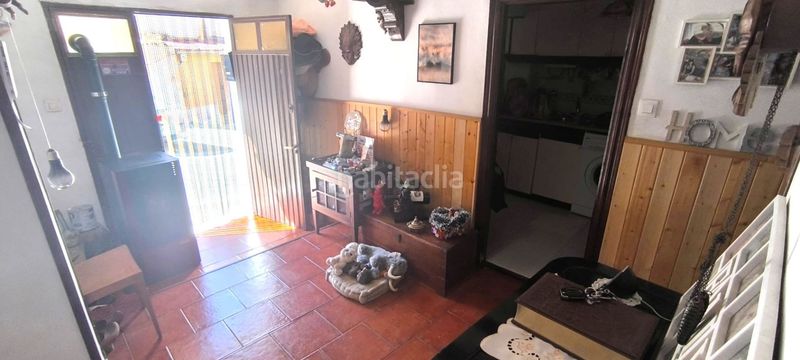 Foto 702c6e8d-c4d7-4cb2-998a-222c0ca03fe5. Casa en Albelda de Iregua