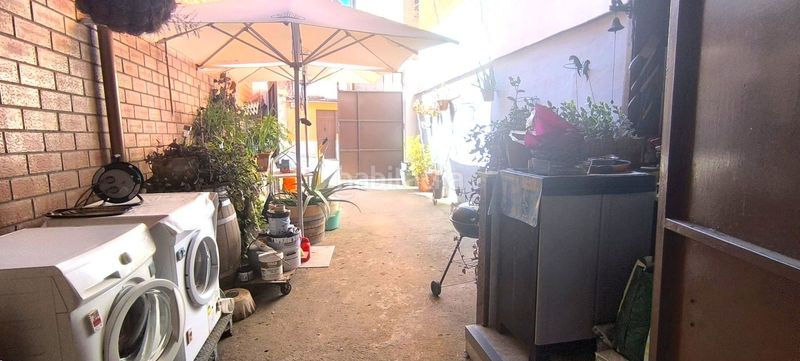 Foto 775de8fe-1a54-40a9-be5b-6b430e346f08. Casa en Albelda de Iregua